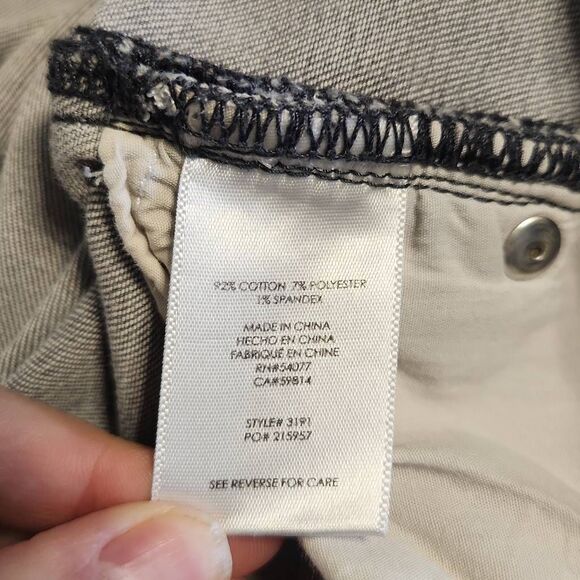 Cabi Style #3191 Slim Boyfriend Jeans Gray size 10 - Picture 6 of 6